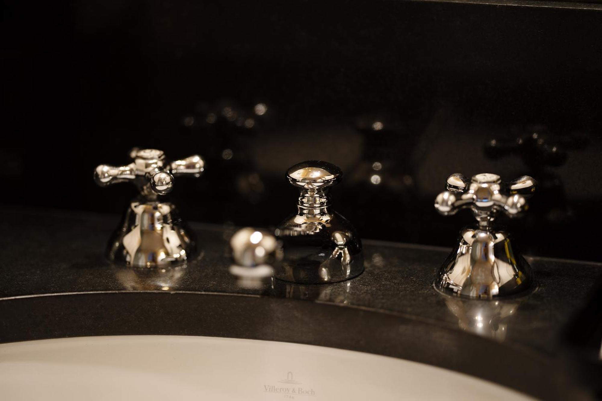 Hotel Odeon Saint-germain 4*